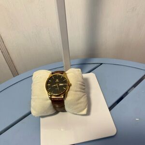GUESS Men's Quartz Watch Working Condition New Battery Light Stain On Back Case